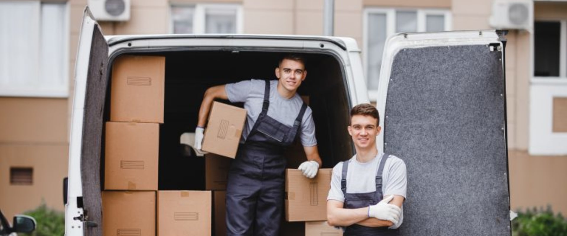 The Ultimate Guide to Navy Yard Movers: Expert Tips and Advice