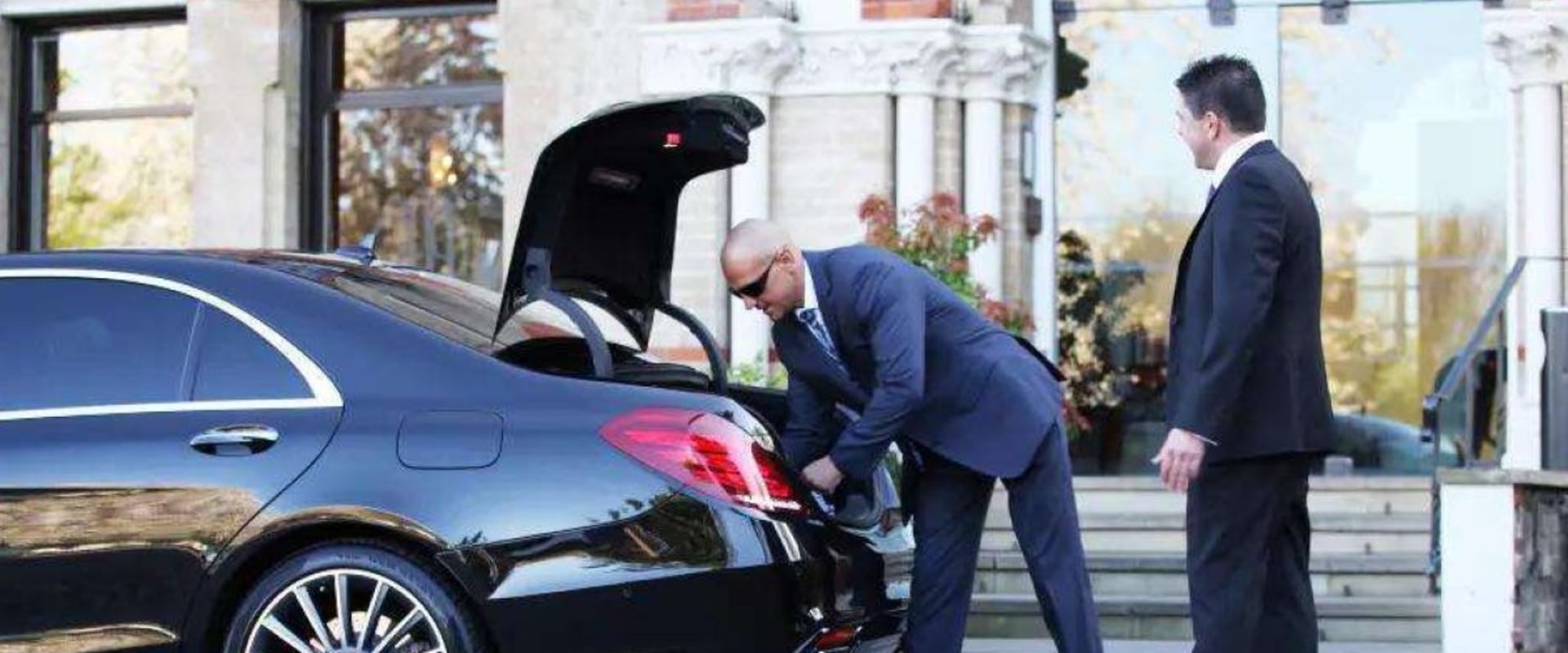 Luxury Car Services in Seattle: The Perfect Choice for Weddings and Special Occasions