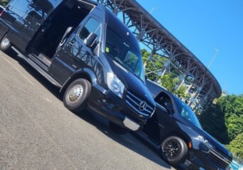 Spacious SUVs for Group Transportation: The Best Way to Get Around Seattle